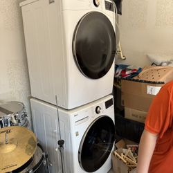 Washer Dryer Must Go Today 