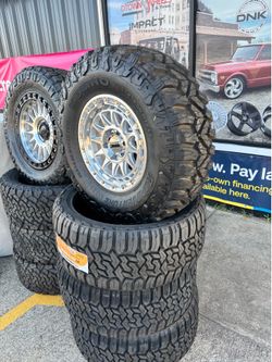 KMC wheels tires new 17s 6lug Chevy trucks with tires