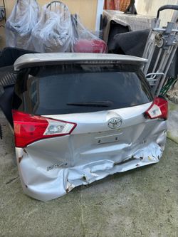 2013-2015 Toyota Rav4 Tailgate