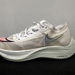 NIKE ZOOMX VAPOR-FLY NEXT% WHITE FLASH CRIMSON AND GREEN AND PINK  SIZE:7.5 MENS
