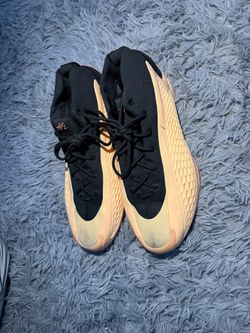 Adidas Basketball Shoes – Men’s Size 11 – Good Condition