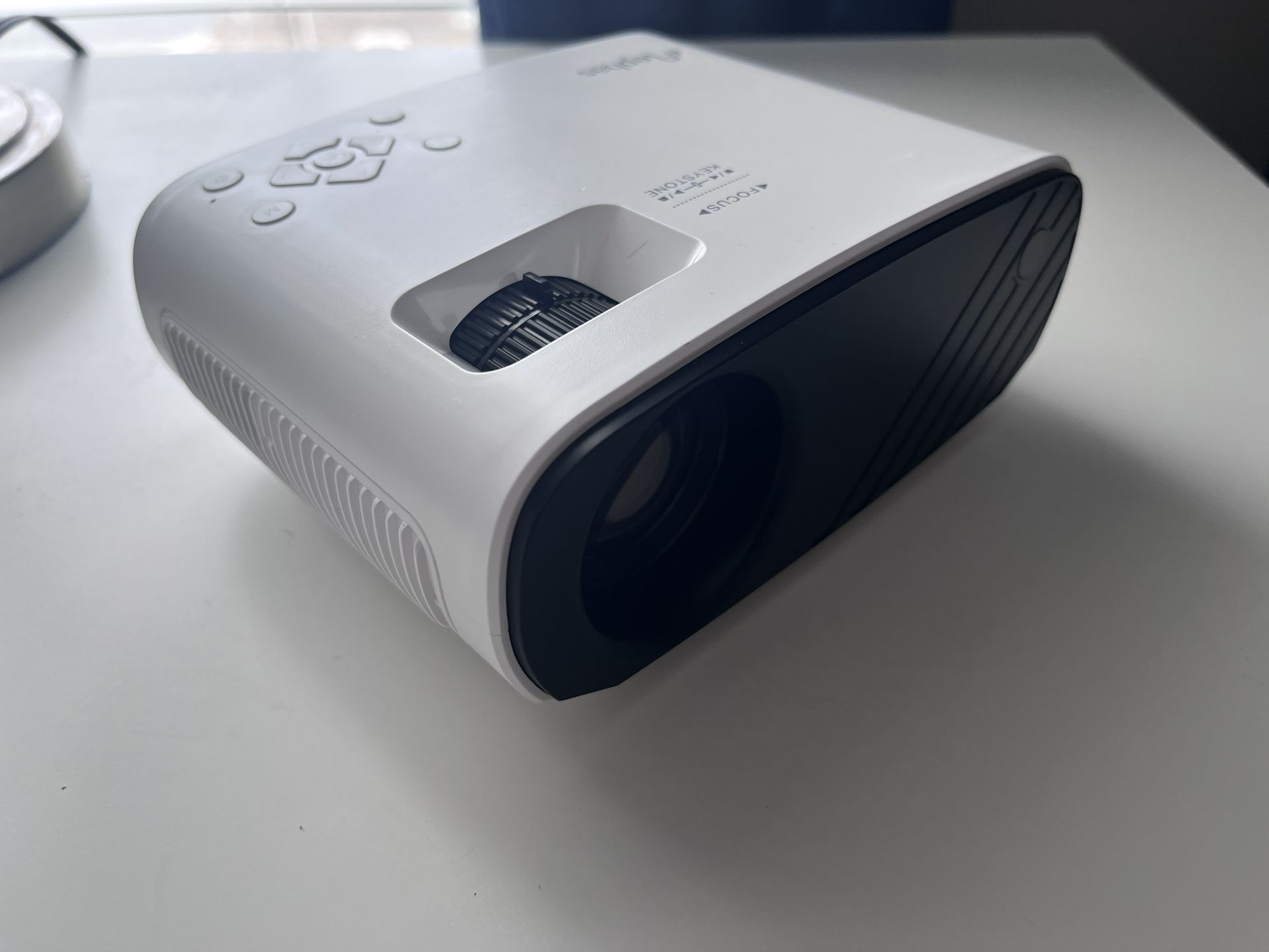 ELEPHAS BL128 Mini Projector – Like New, All Accessories – $60