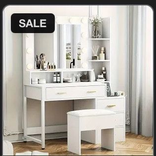 Vanity Set With Lights And Stool
