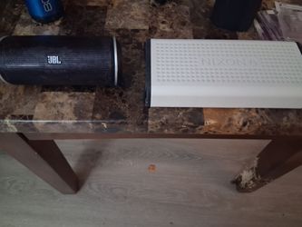 Speaker Bluetooth  Nixon The Blaster  HD28