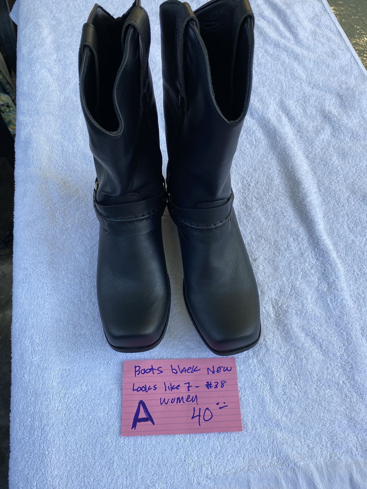 Black Boots Size 7