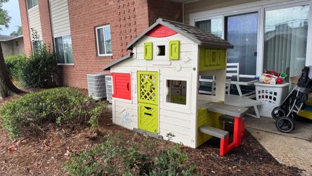 Playhouse in great condition