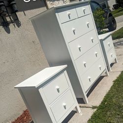 Satin White Solid Wood Chest Dresser & Nightstands Set
