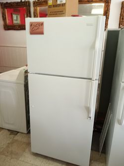 White Refrigerator ex large excellent. Warranty , Delivery available 2203 Fowler st. Ft. Myers 33901