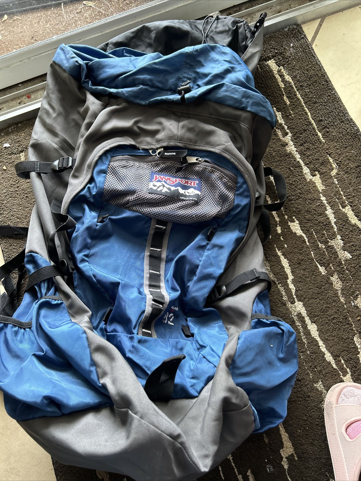 Jansport Extra Large Hiking Backpack