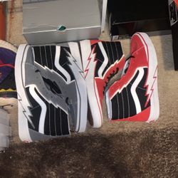 2 Brand New Vans Sz12 Both 