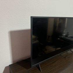 30” Flatscreen Tv