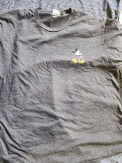 Women XL Mickey Mouse Tshirt Grey