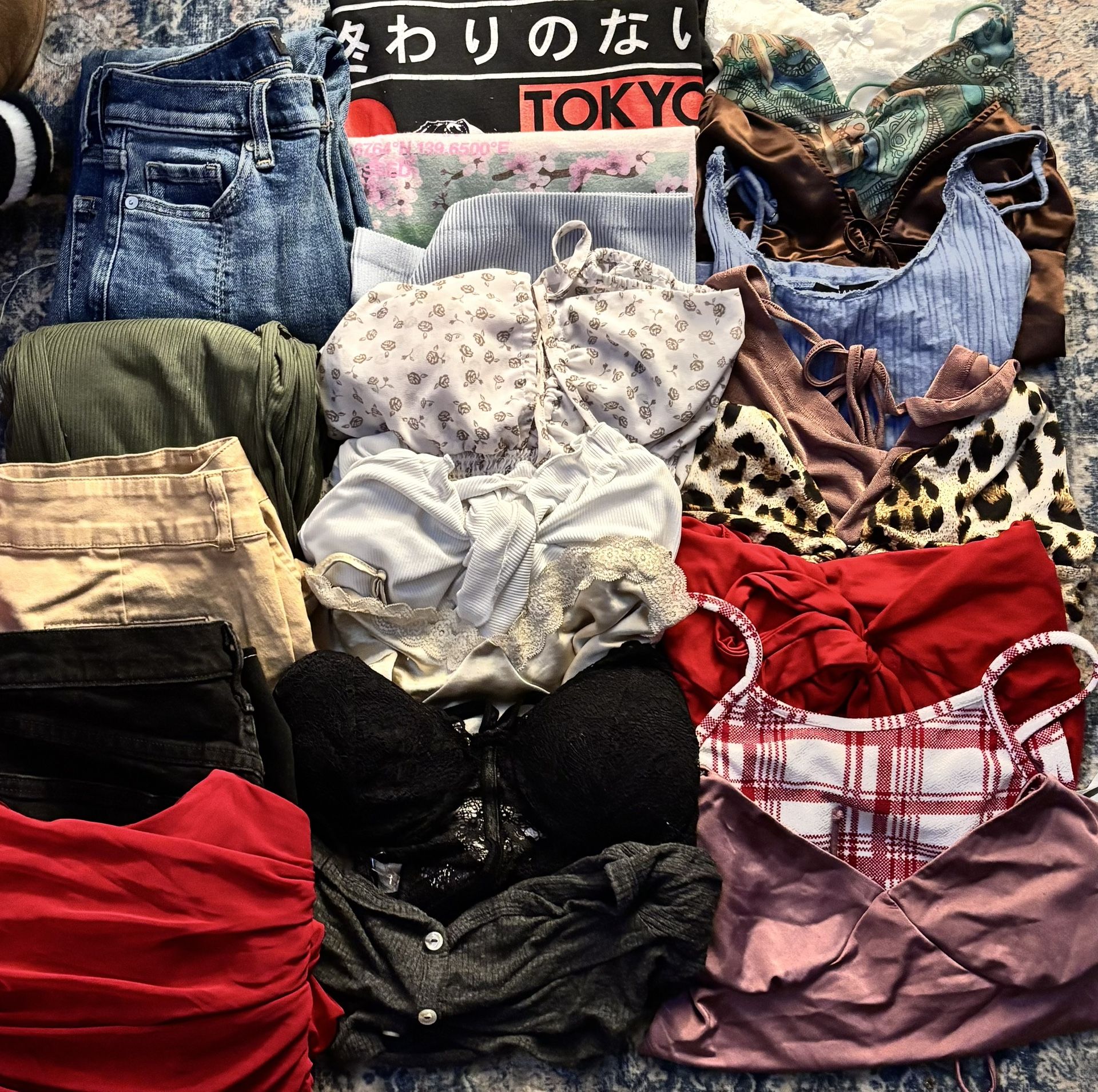 Girl Clothes Size Med And Small