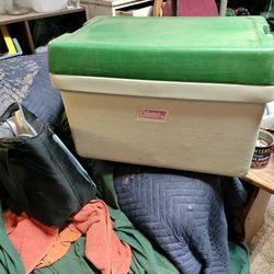 1971 Vi ntage Ice Chest 