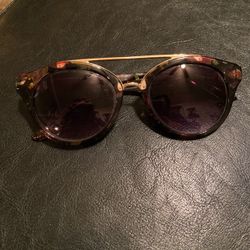 Cute 100% UV protection sunglasses