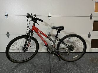 Trek 820 Mountain Bike 13inch