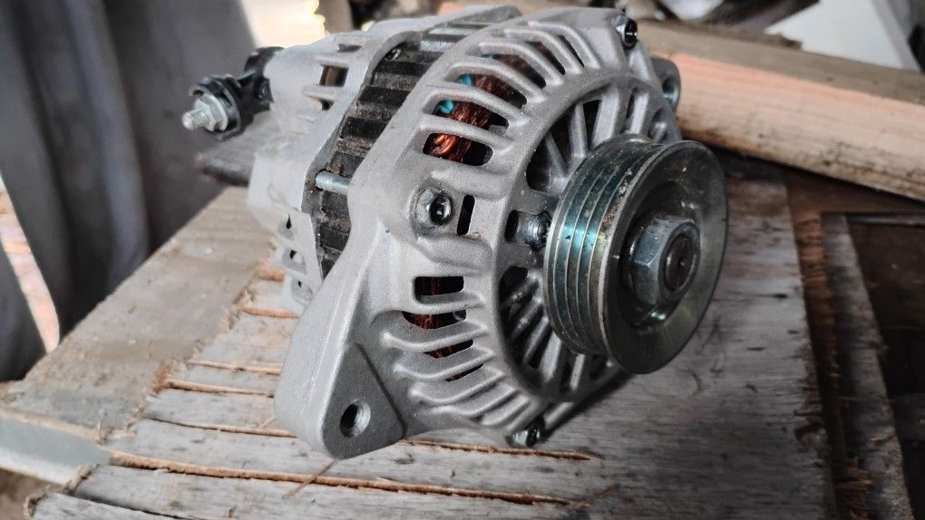 Alternator Nissan Altima Or Centra 00-16' OEM