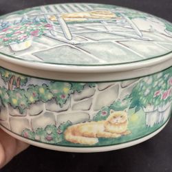 Adorable Studio Nova Lazy Cat Round Trinket Jewelry Box.