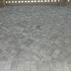 Pavers And Turf 