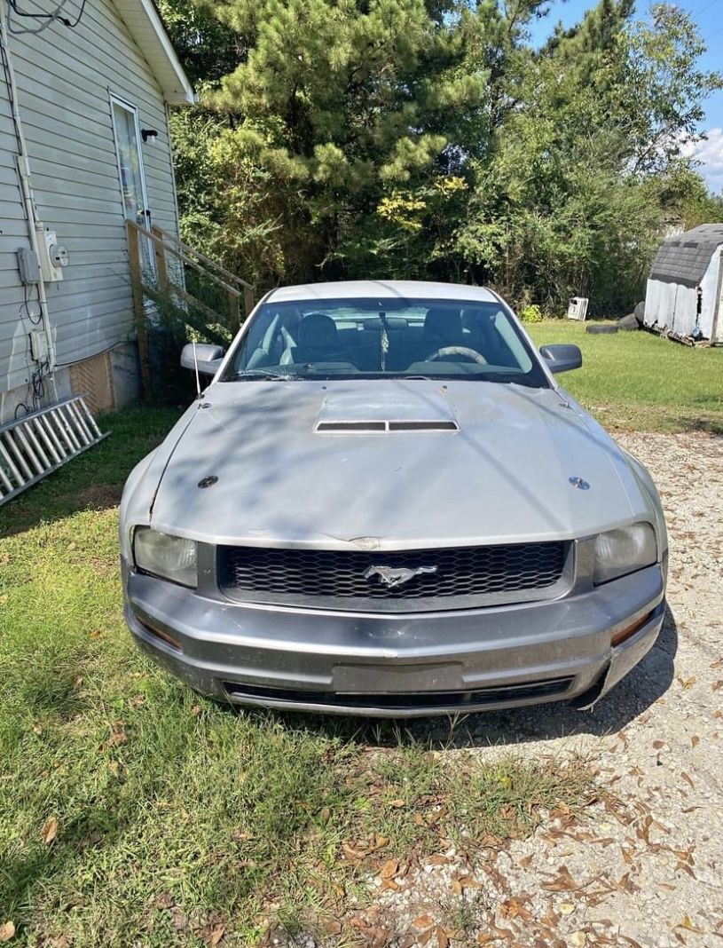 2005 Ford Mustang