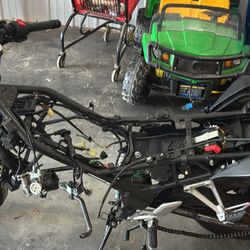 Cbr300r Parted
