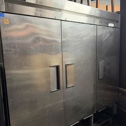 Used True T-72 3-door reach in cooler