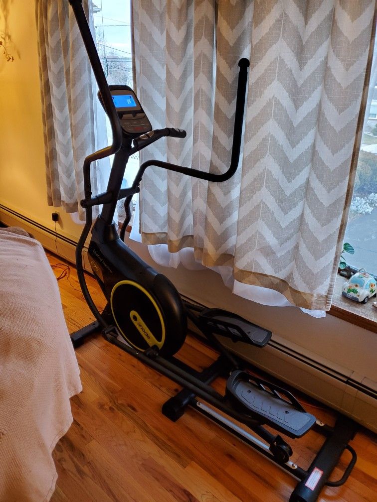 Snode E90 Elliptical Machine
