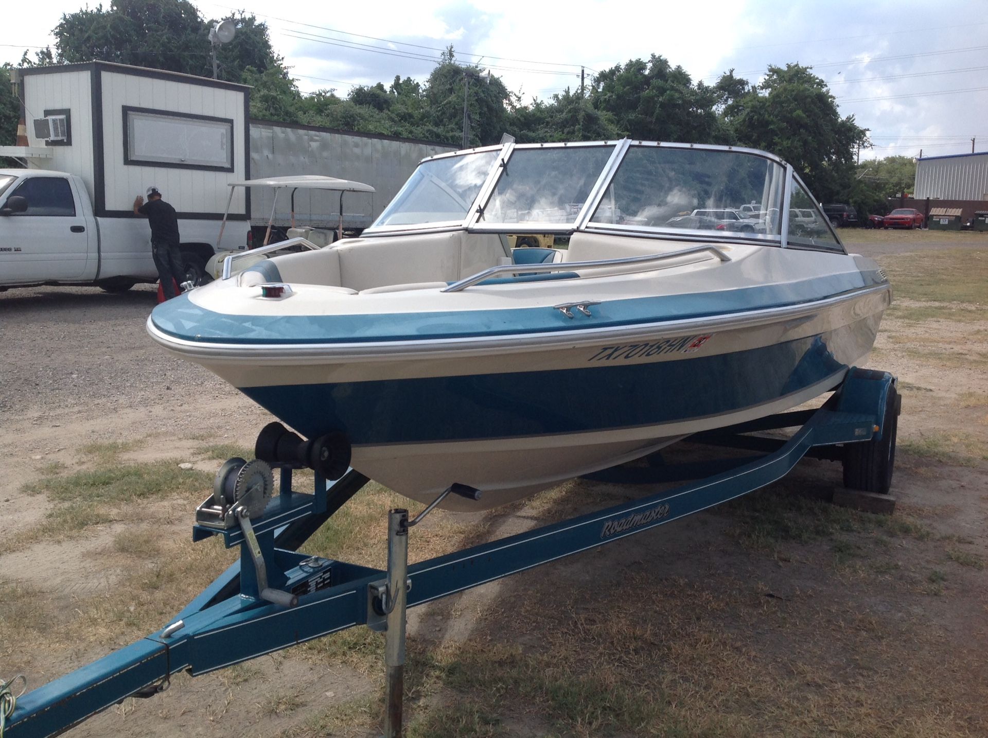1995 Dynasty Elanti and 17 ft boat trailer