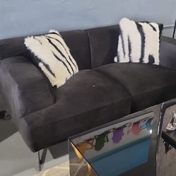 NEW LOVESEAT BLACK VELVET 70x38