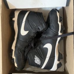 Jordan 1 Mid Youth Cleats 