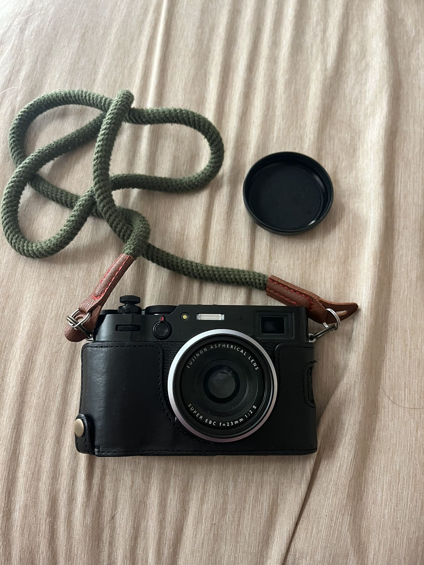 Fujifilm X100V