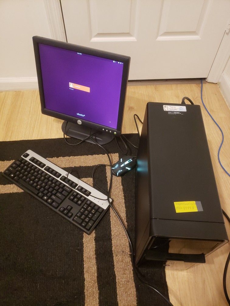 Full desktop system Dell Inspron