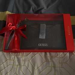 Valentines Day Gift Box With Two Guess Wallets