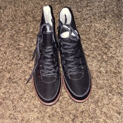 6.5 Wemons Shoes Black & Fur Inside 