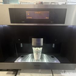 ✨ Miele CVA 4070 Built-In Coffee Maker – Like New ✨ Enjoy barista-quality coffee every morning with this premium Miele household coffee system. 	•	✅ C