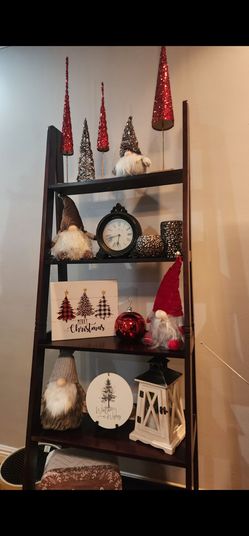 Ladder shelf