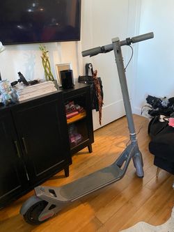 Phantom electric scooter