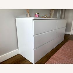 6 drawer cabinet with glass top