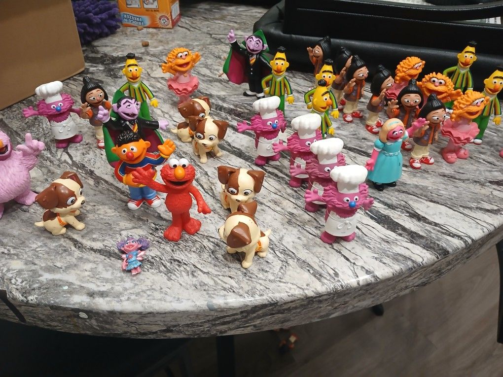 Sesame Figurines