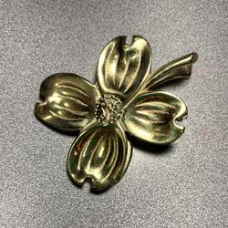 Virginia Metalcrafter Brass Dogwood Desk Paper Clip Paperweight
