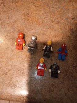 Lego minifigure lot $40 pick up in Glendale