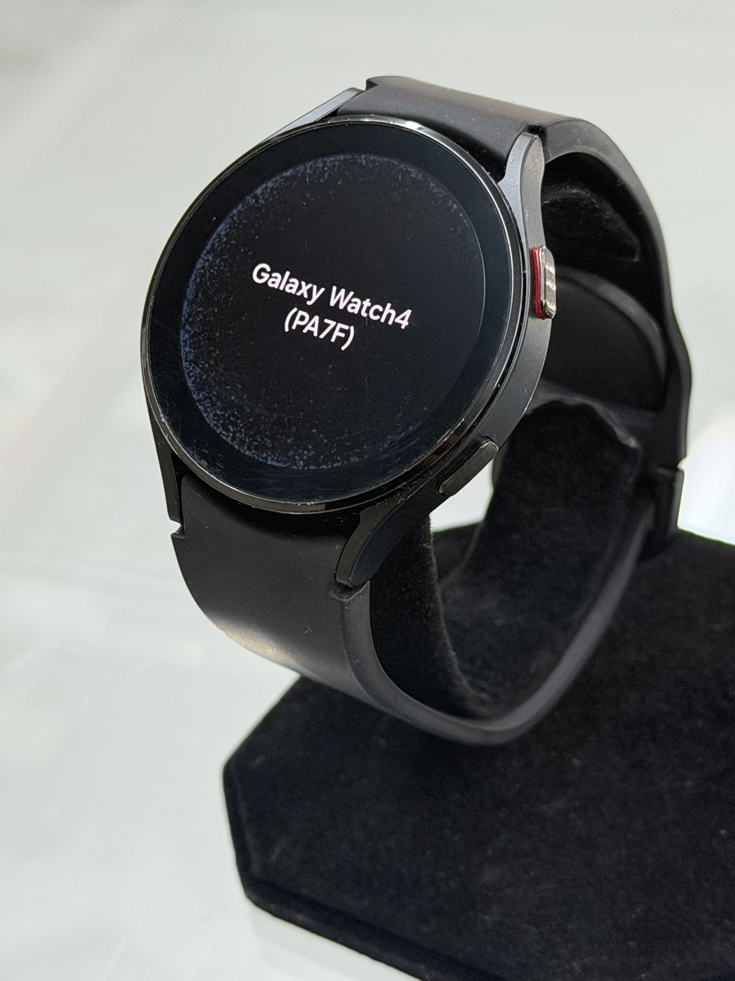 Samsung Galaxy Watch4 44mm (GPS + Cellular) Aluminium Case