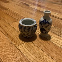 small plant holder and small vase lot 