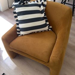 Single couch