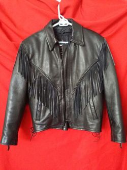 Harley jacket, it takes 2 hangers so heavy!(with zip out lining