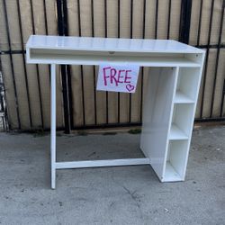 Free Desk Table Curb Alert