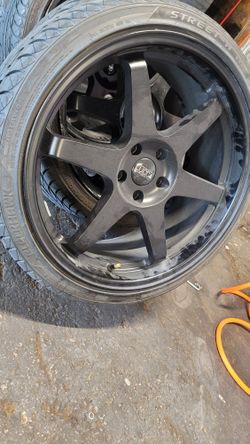 20IN WHEELS AND TIRES