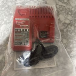 Milwaukee M18 Changer *NEW*