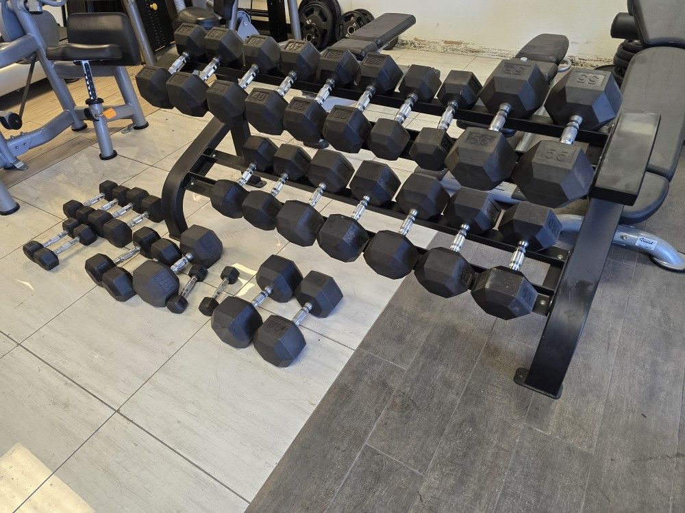 5lbs - 75lbs Rubber Hex Dumbbells With A Tier 2 Commercial Grade Dumbbell Rack 