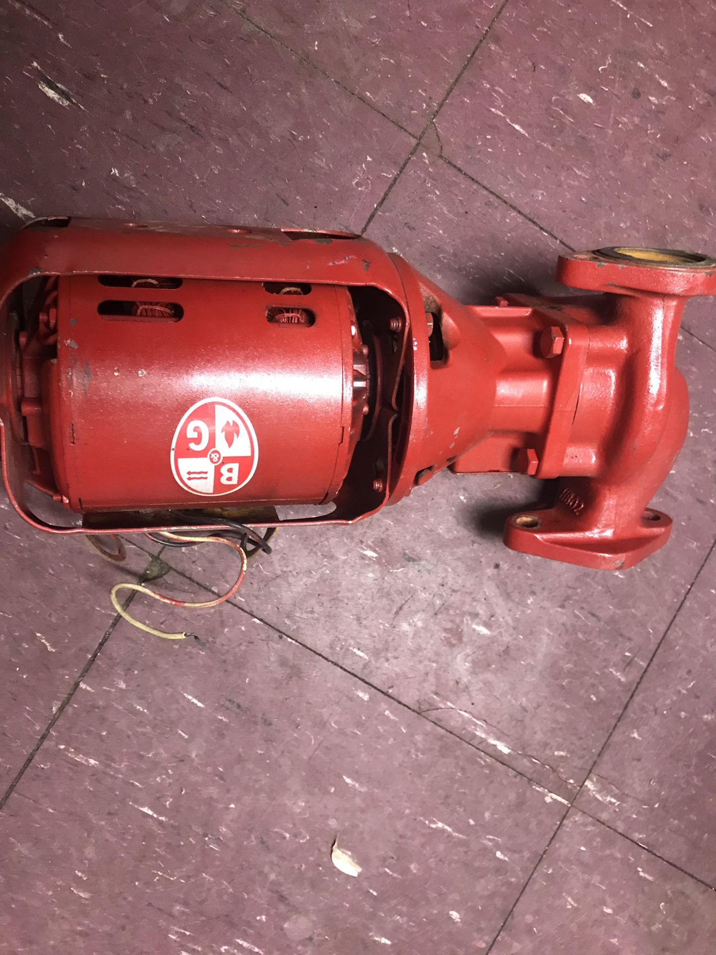 B & G. RED. MOTOR. EXCELLENT. CONDITION.
